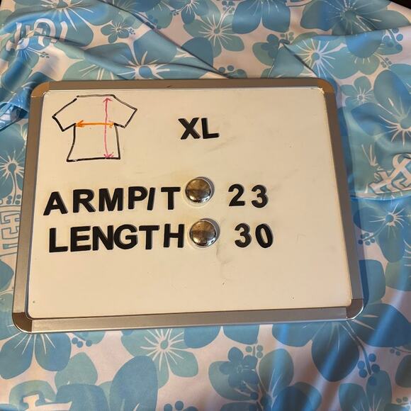 St Louis Cardinals XL Margaritaville Long Sleeve MLB Cards - Picture 5 of 5